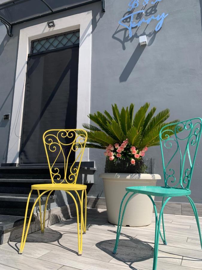 Flat B&B Terry In Ercolano Napoli Exterior photo